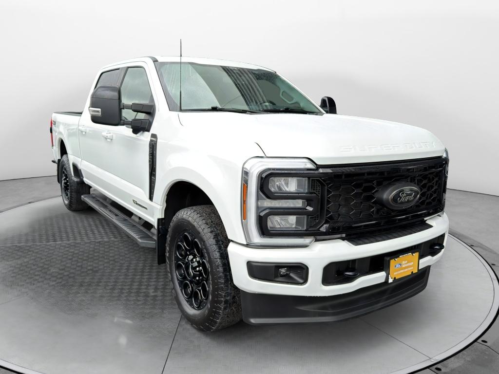 2025 Ford F-350 Lariat 4x4 Crew Cab 160 in SRW's photo