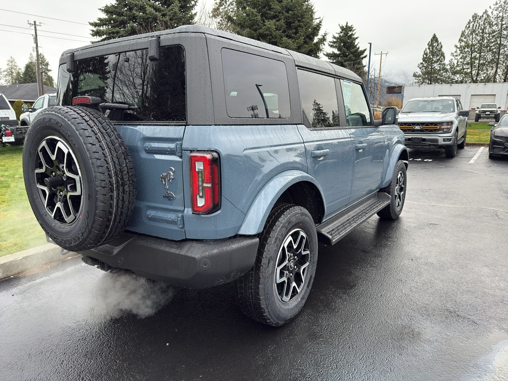 New 2025 Ford Bronco Outer Banks SUV