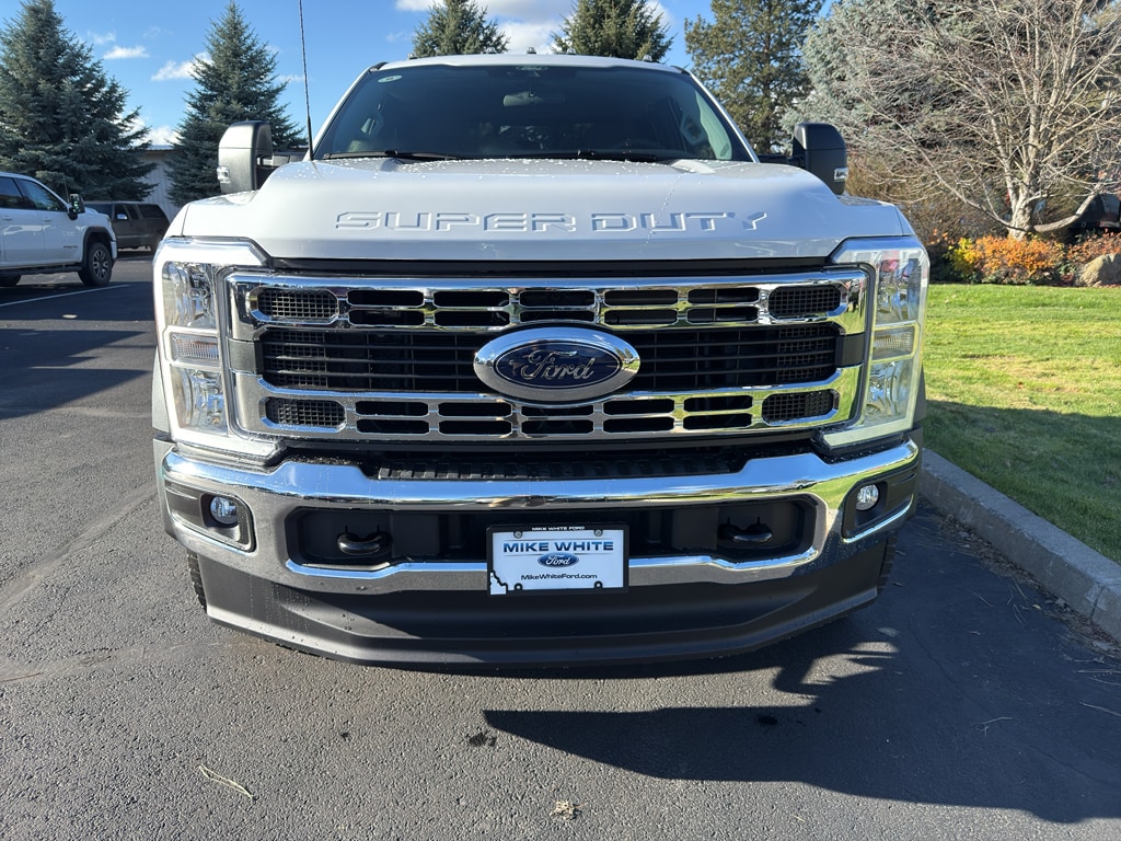 New 2026 Ford F-550 Chassis Truck Super Cab