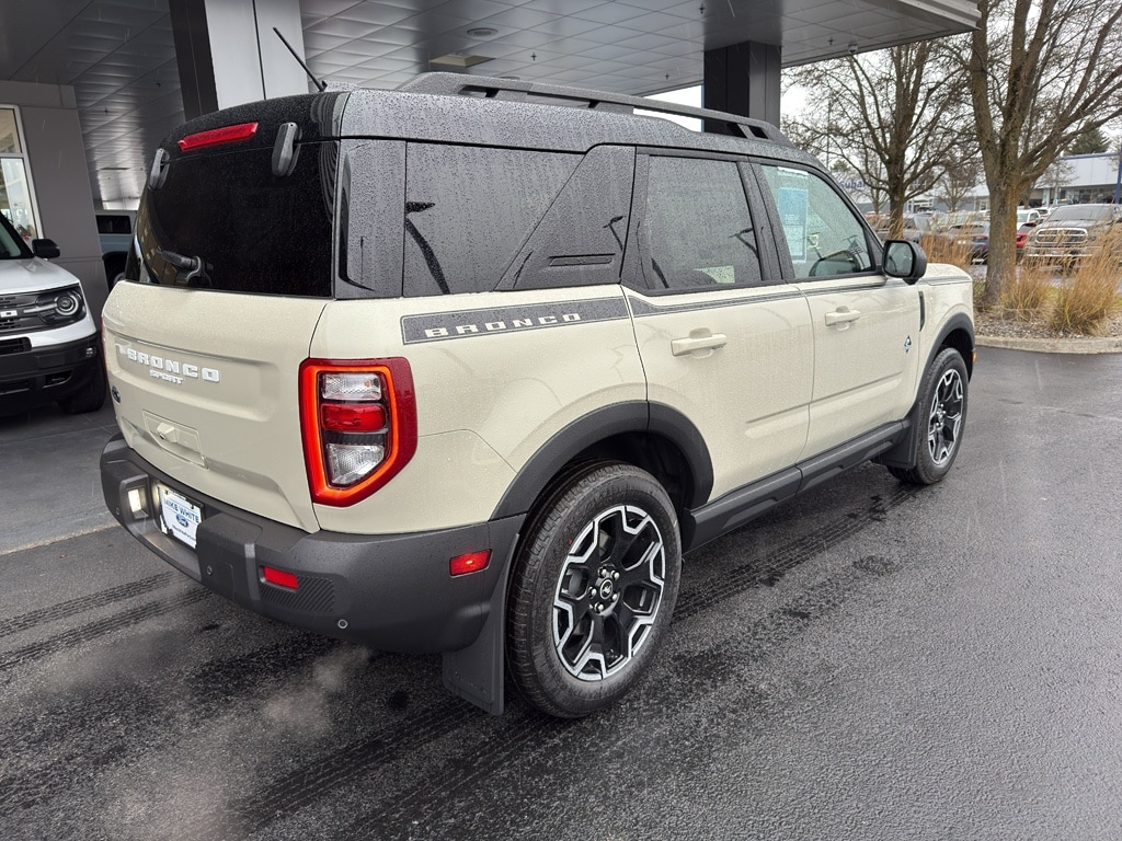 Used 2025 Ford Bronco Sport Outer Banks SUV
