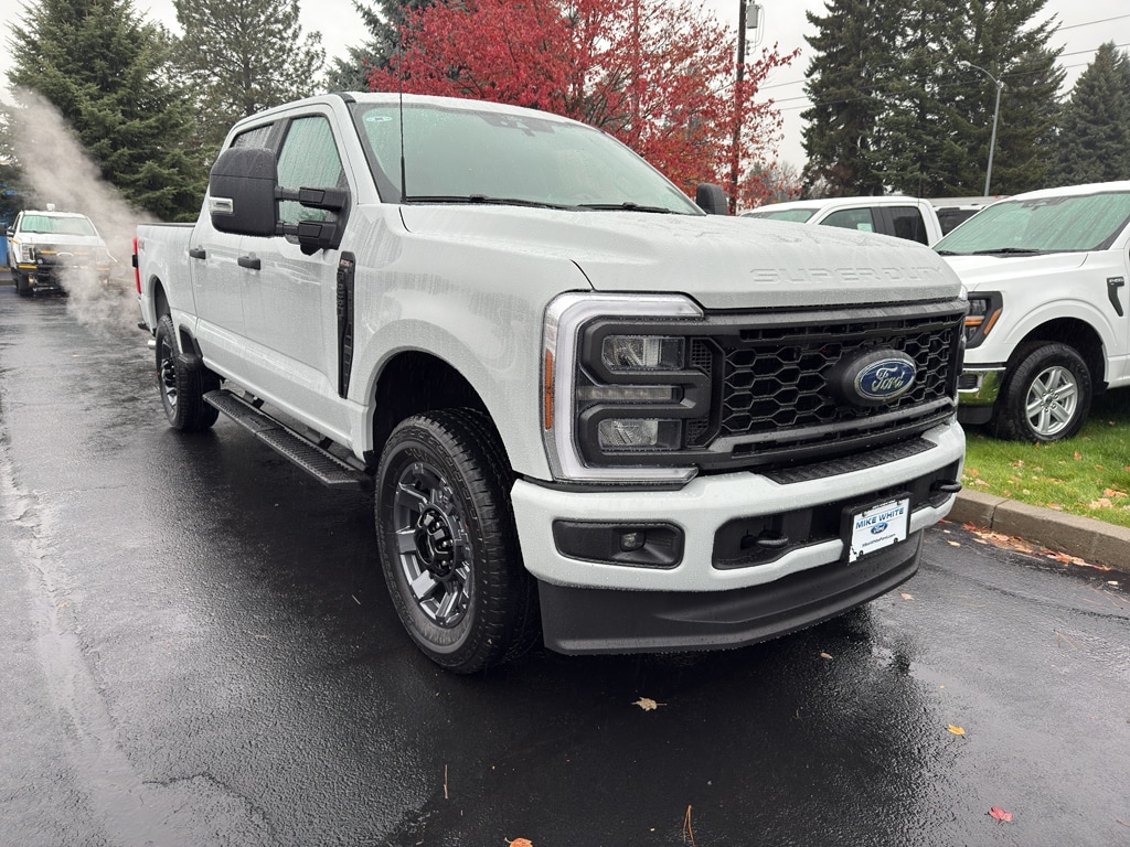 2026 Ford F-250 Super Duty XL's photo