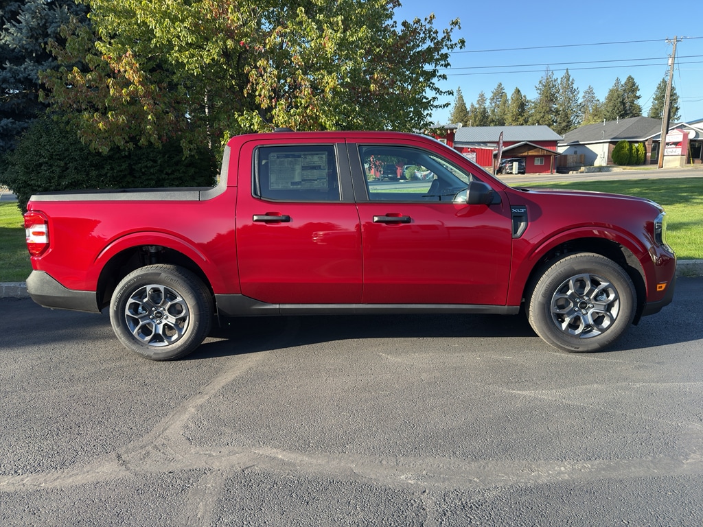 New 2025 Ford Maverick XLT Truck SuperCrew