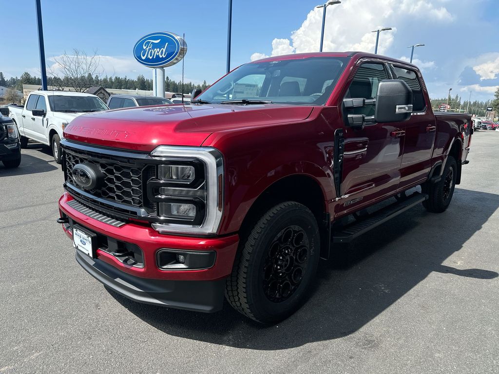 2025 Ford F-350 XLT photo 2