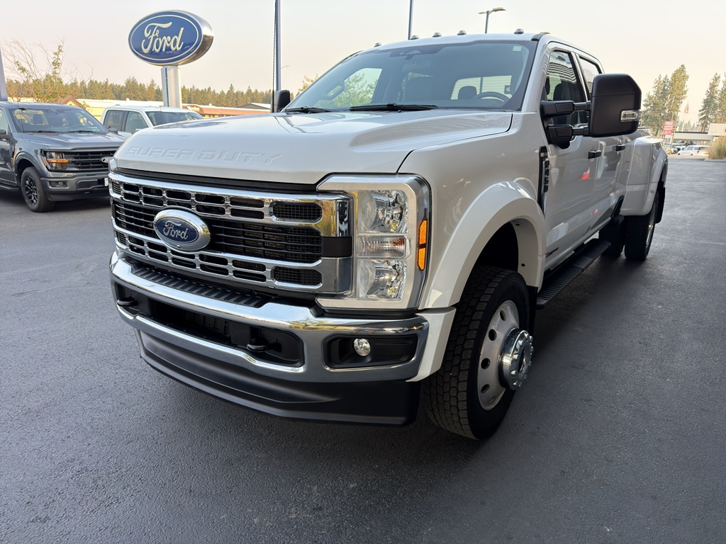 Certified 2025 Ford Superduty Incomplete XLT DRW CREW CAB LONG BED TRUCK