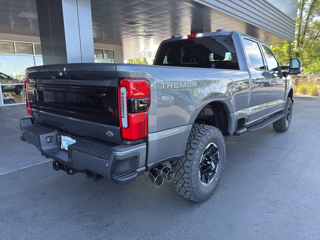 New 2026 Ford F-350 Platinum Truck Crew Cab