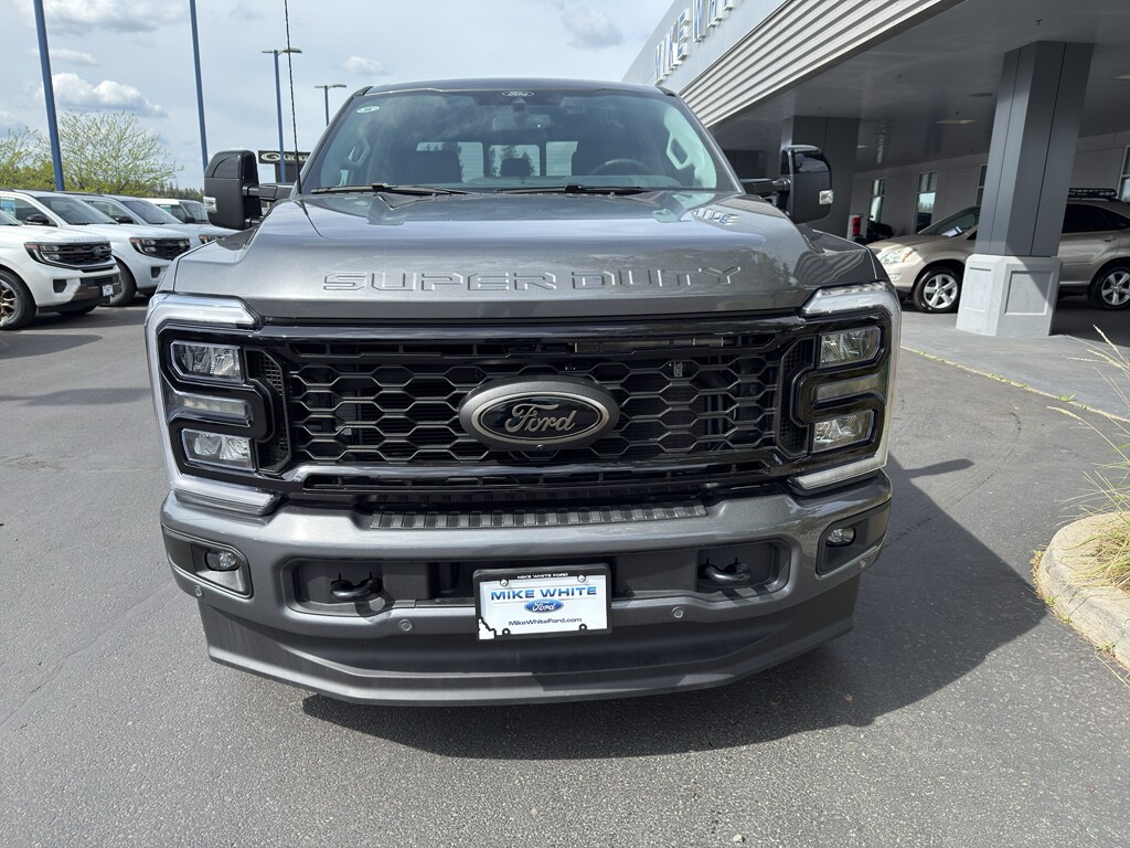 New 2026 Ford F-350 Truck Crew Cab