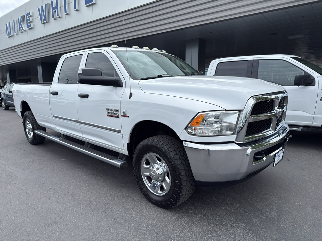 2015 RAM 3500 Tradesman 4X4 Crew Cab LWB's photo