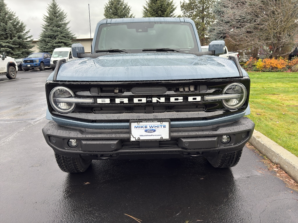 New 2025 Ford Bronco Outer Banks SUV