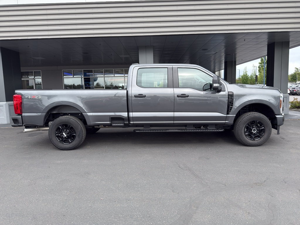 New 2026 Ford F-250 XL Truck Crew Cab