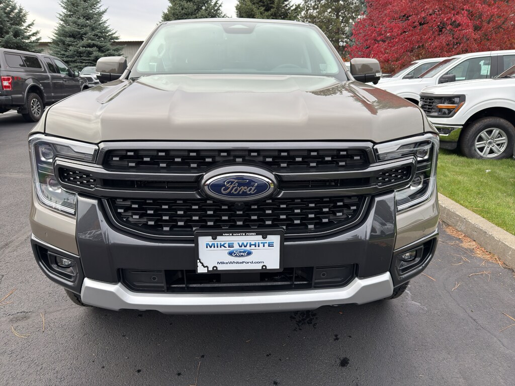 2025 Ford Ranger Lariat photo 2