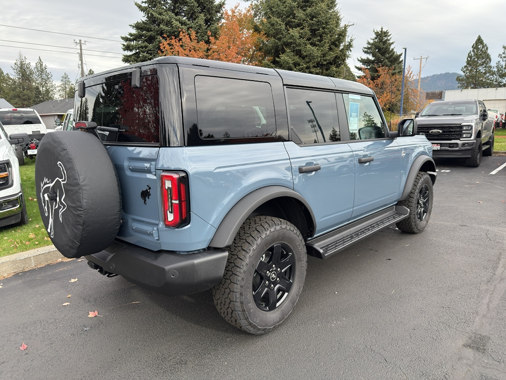 New 2025 Ford Bronco Outer Banks SUV