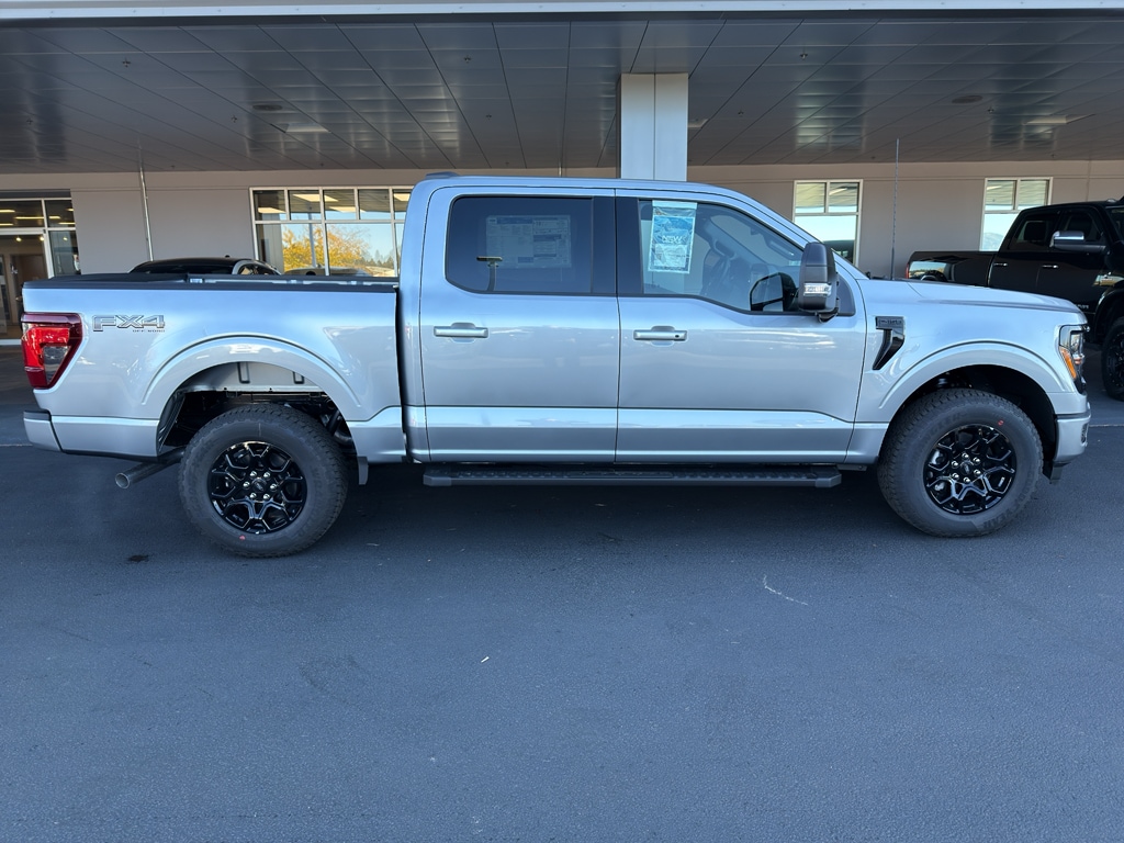 New 2025 Ford F-150 XLT Truck SuperCrew Cab
