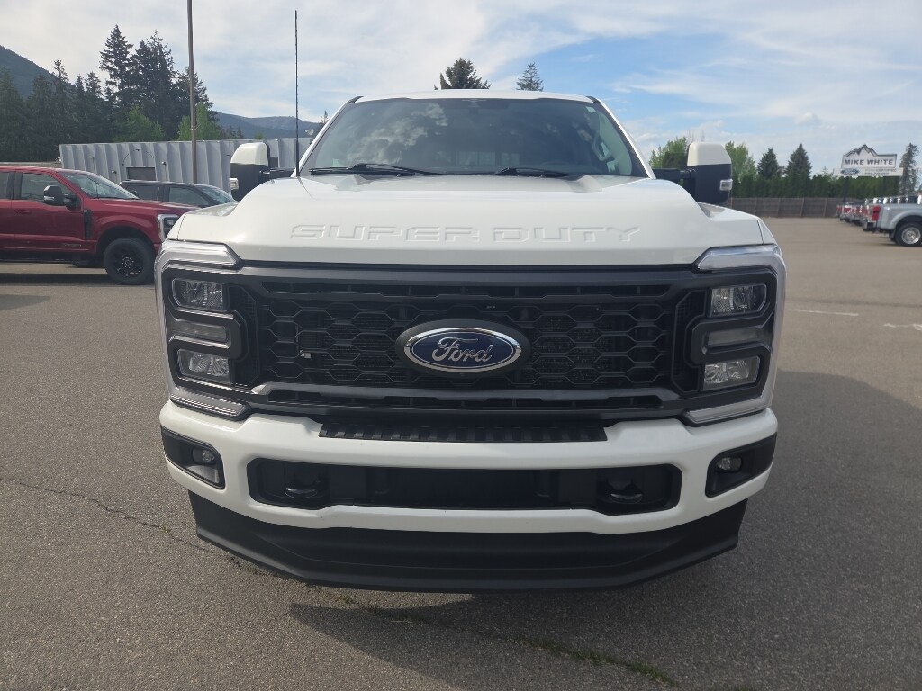 Used 2023 Ford F-350 Lariat Super Duty Crew Cab