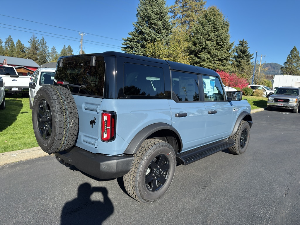 New 2025 Ford Bronco Outer Banks SUV