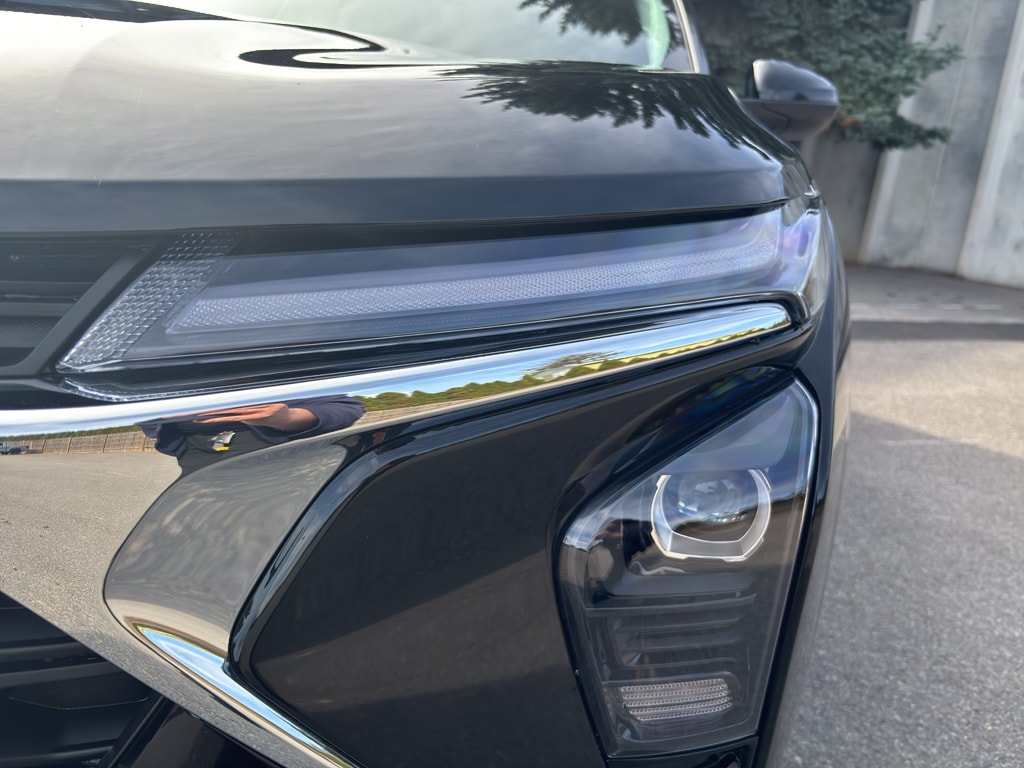 Used 2025 Chevrolet Trax LT SUV