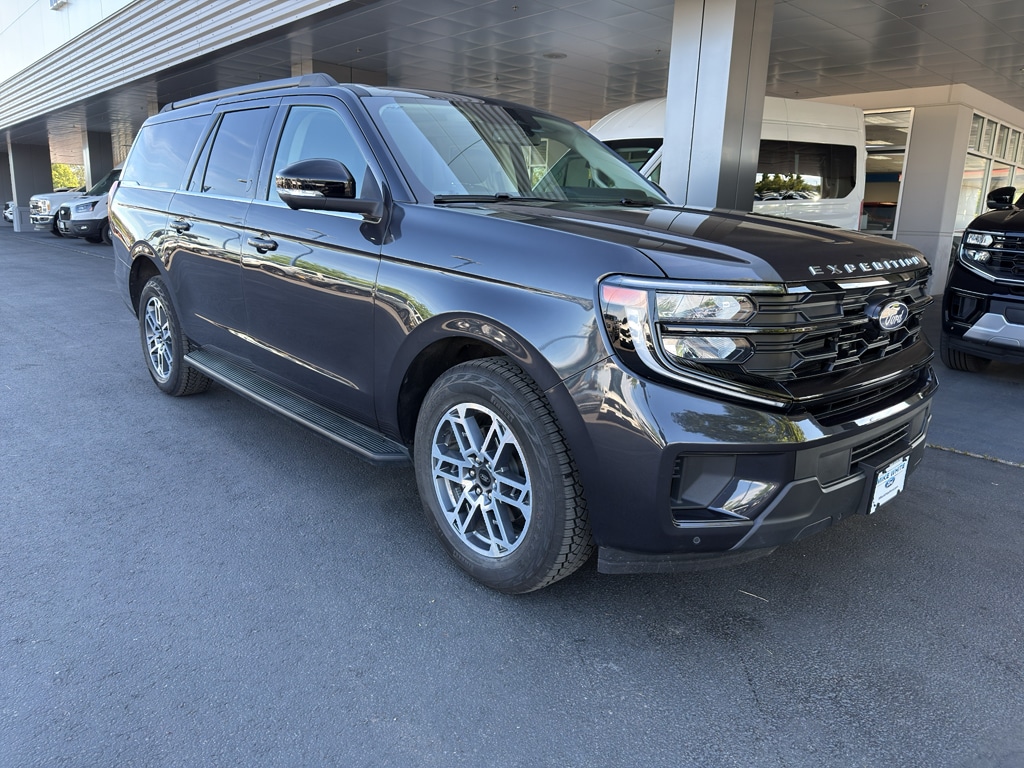 2026 Ford Expedition Active MAX 4x4's photo