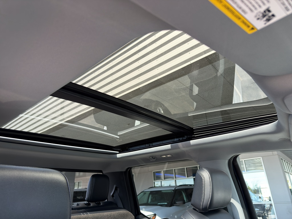 2023 Ford F-150 Lariat - Photo 12