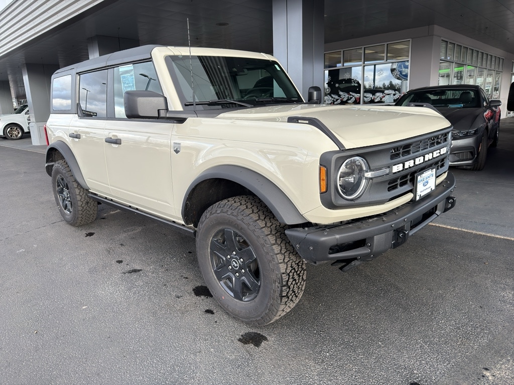 2025 Ford Bronco 4-Door Big Bend's photo