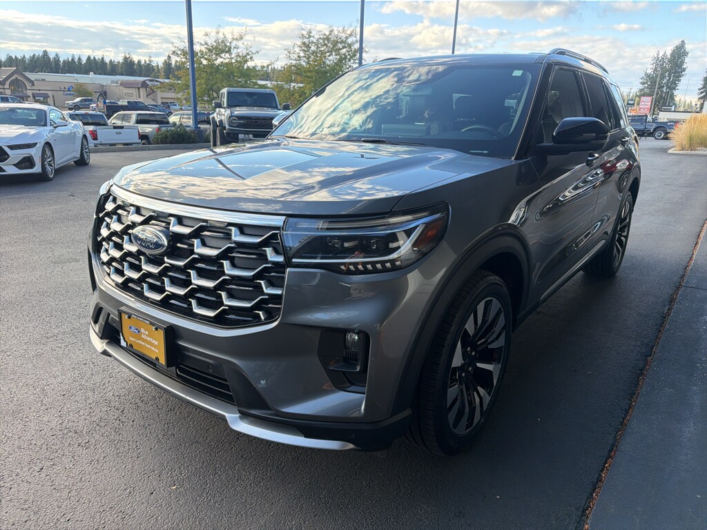 Used 2025 Ford Explorer Platinum SUV