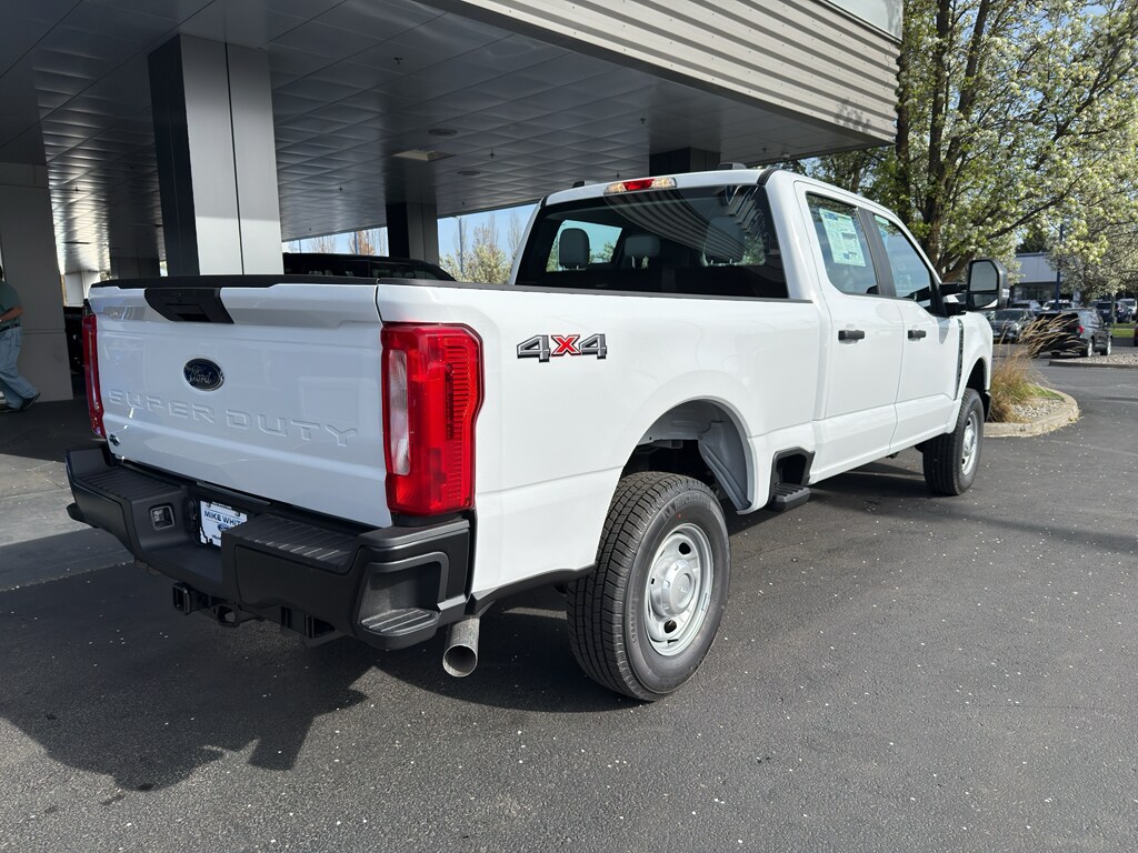 New 2026 Ford F-250 XL Truck Crew Cab