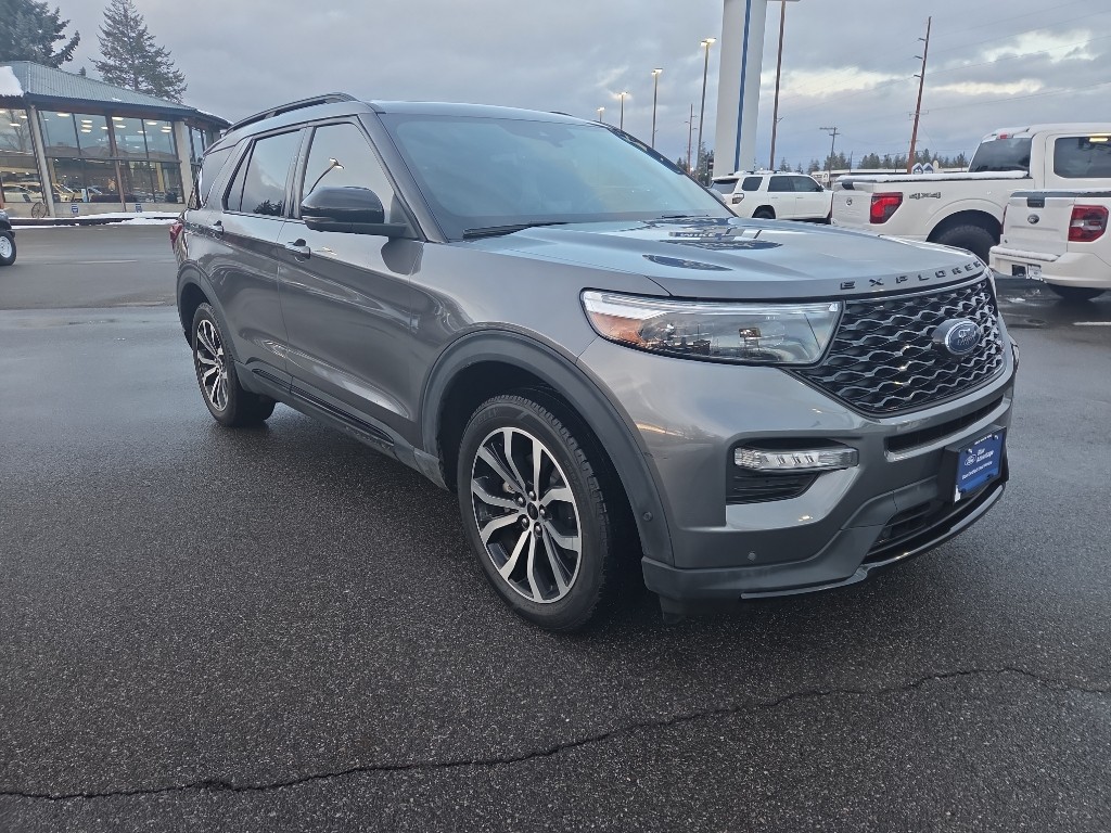 2021 Ford Explorer ST's photo