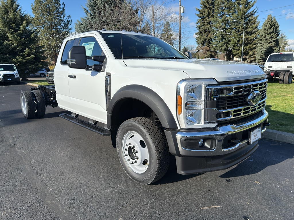 New 2026 Ford F-550 Chassis Truck Super Cab
