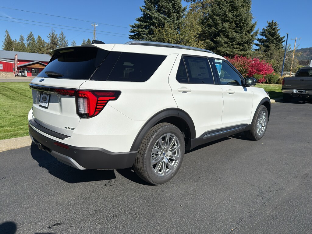 2025 Ford Explorer Platinum photo 4