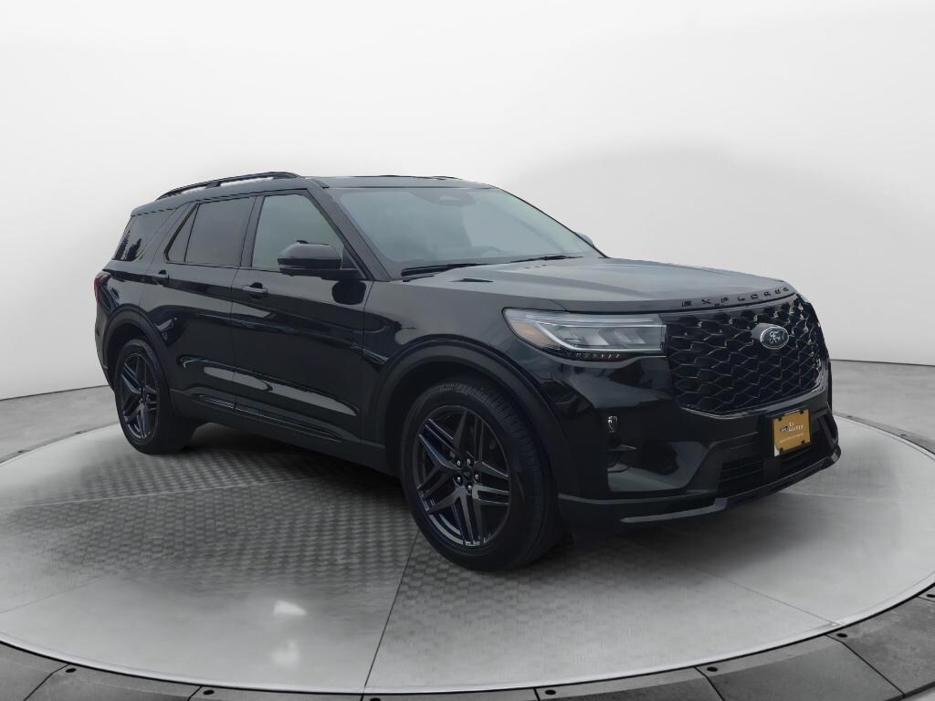 Used 2025 Ford Explorer ST SUV