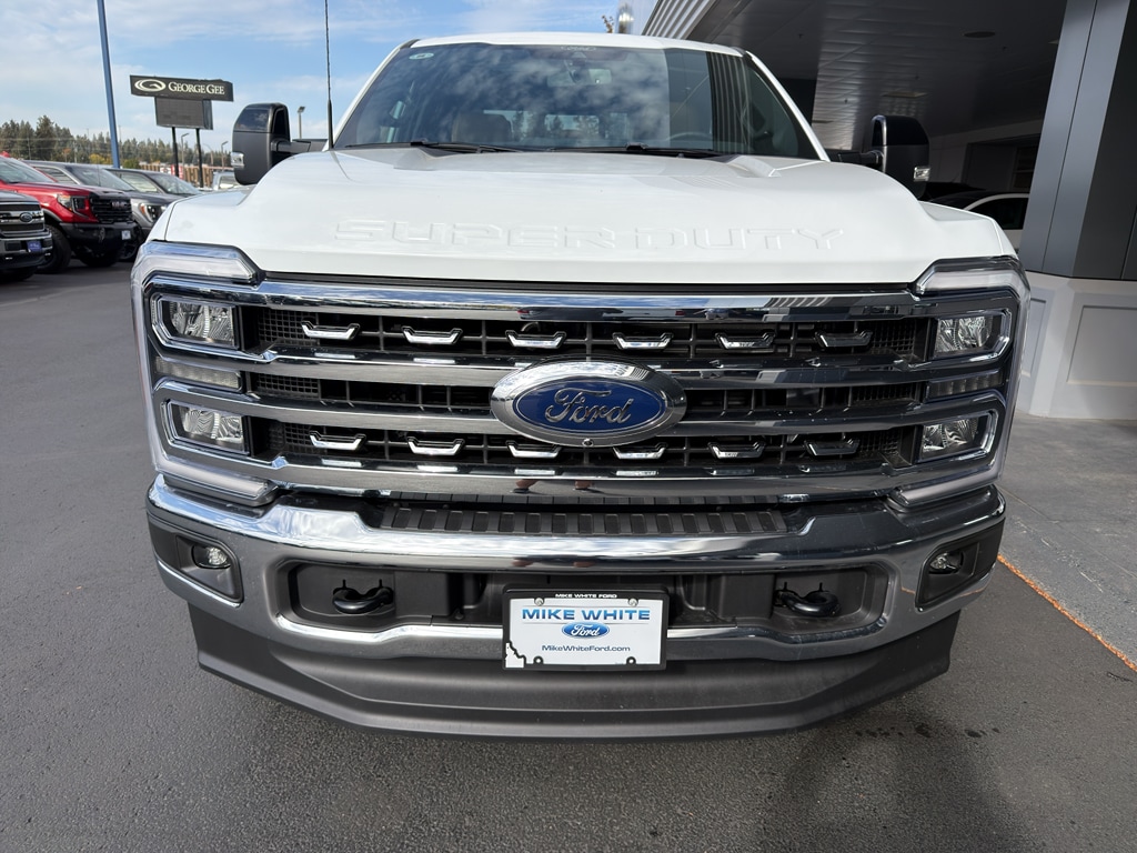 New 2026 Ford F-350 Lariat Truck Crew Cab