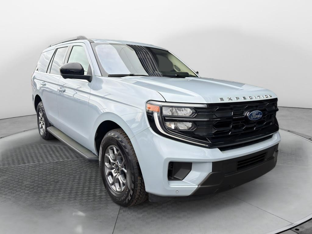 2025 Ford Expedition Active 4x4's photo