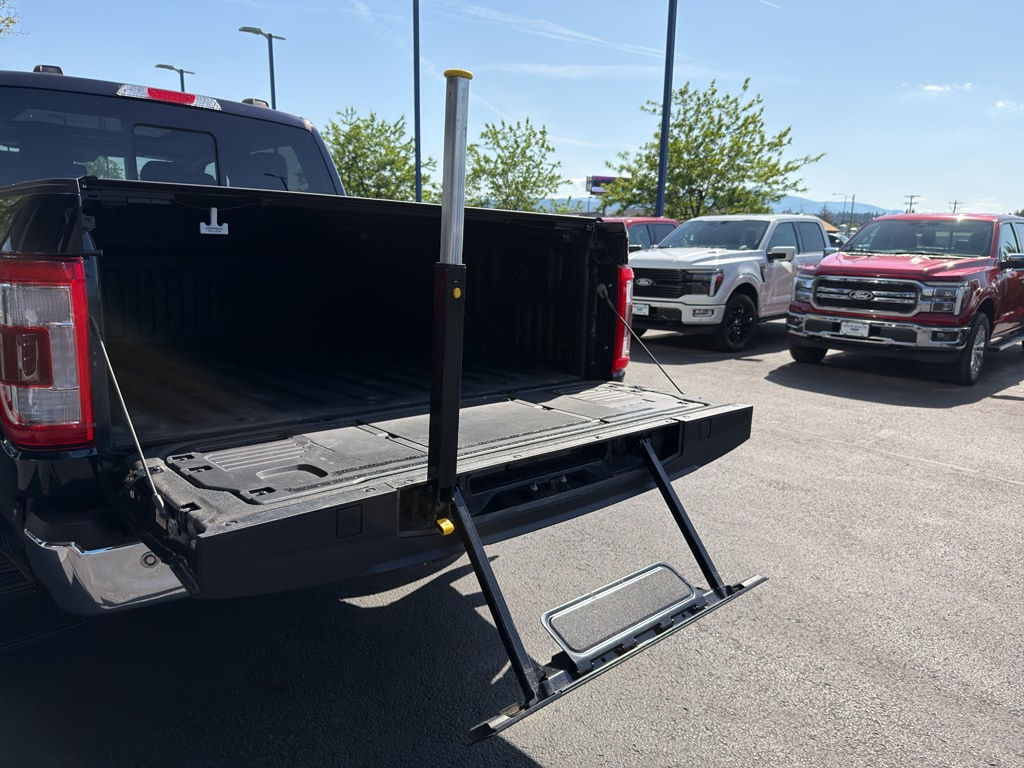2023 Ford F-150 Lariat - Photo 17