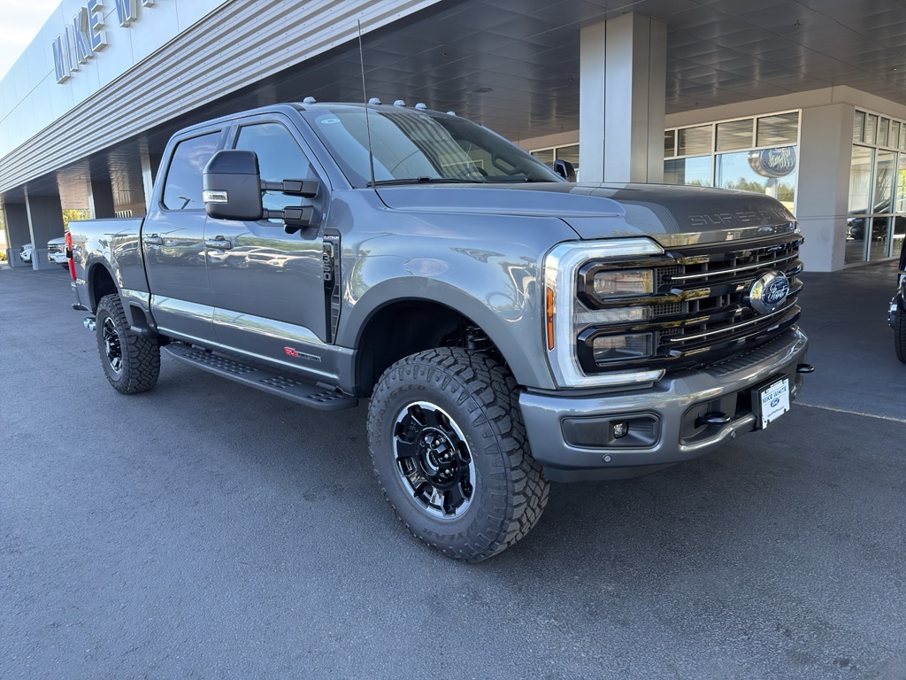 New 2026 Ford F-350 Platinum Truck Crew Cab