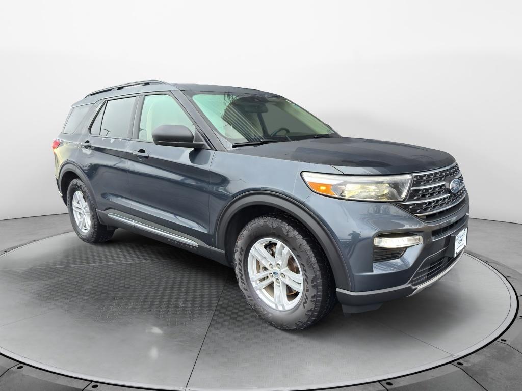 2022 Ford Explorer XLT's photo