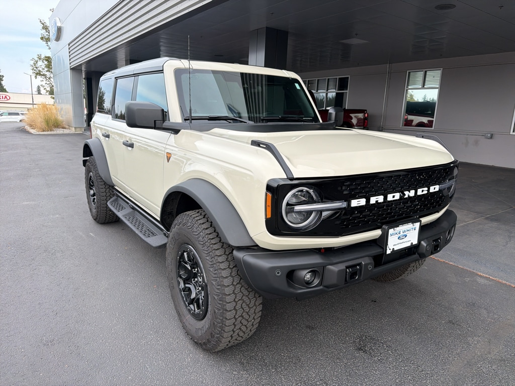 New 2026 Ford Bronco Badlands SUV