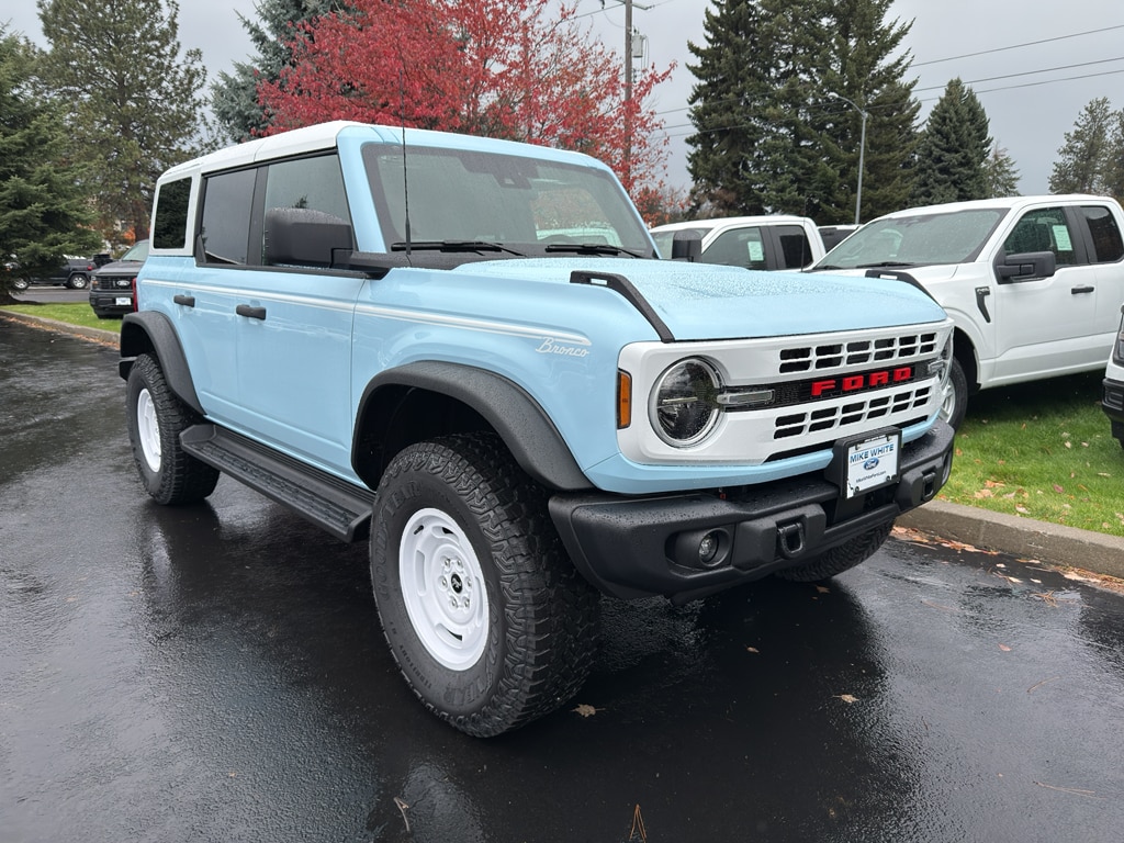 2025 Ford Bronco 4-Door Heritage Editon's photo