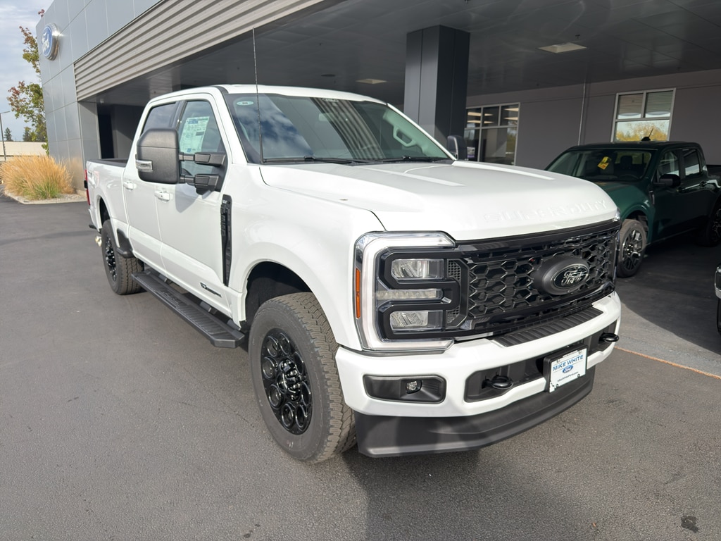 2026 Ford F-350 Super Duty XLT's photo