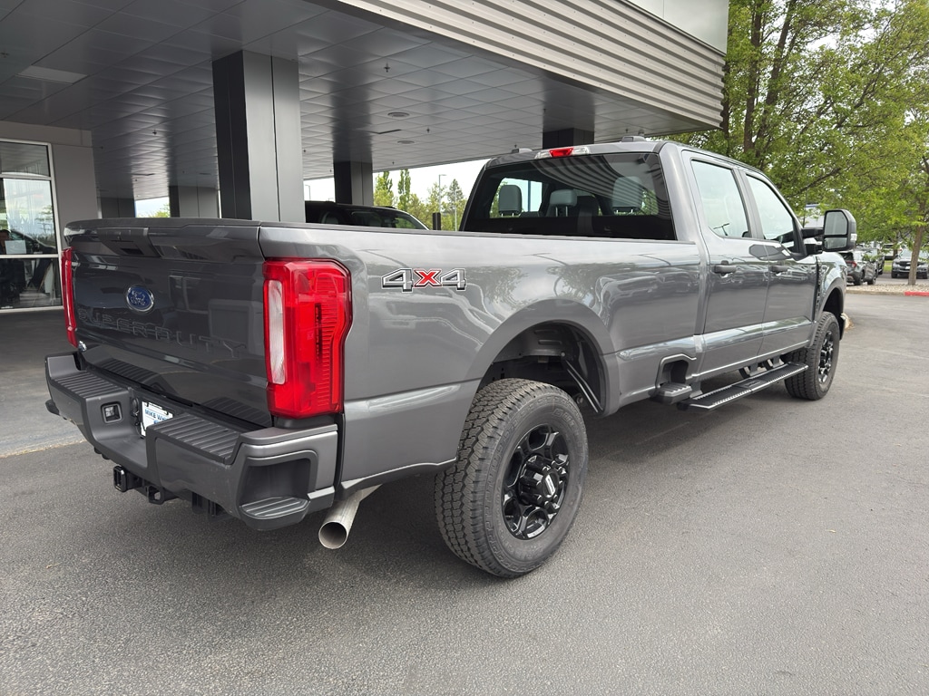 New 2026 Ford F-250 XL Truck Crew Cab