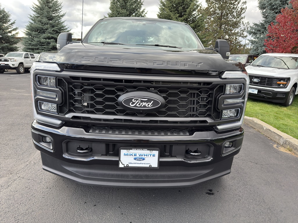 New 2026 Ford F-250 XL Truck Crew Cab