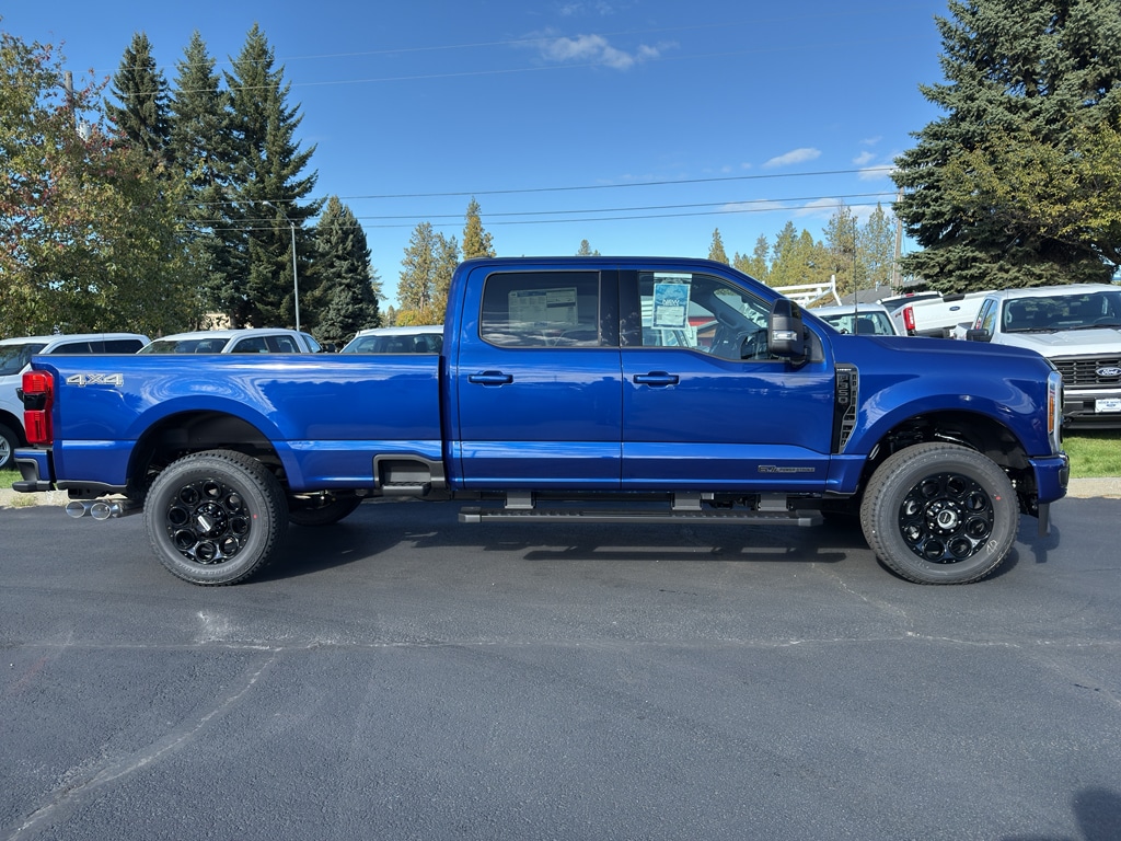 New 2026 Ford F-350 Lariat Truck Crew Cab