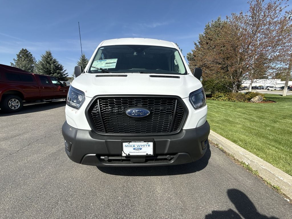 2025 Ford Transit photo 3