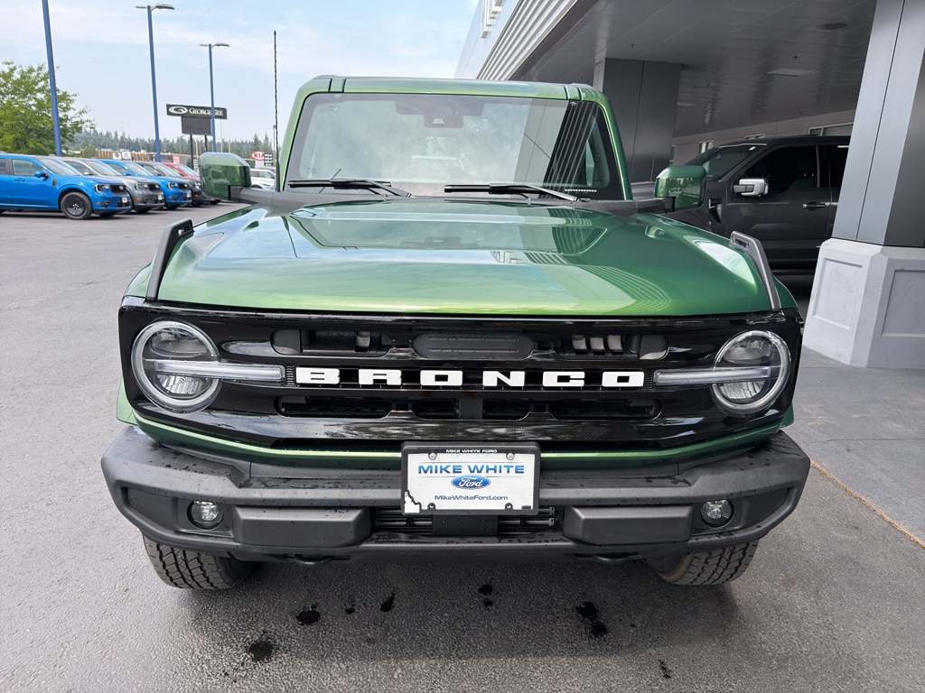 New 2025 Ford Bronco Outer Banks SUV