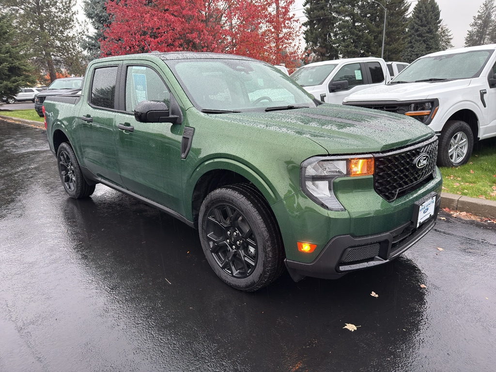 2025 Ford Maverick XLT's photo