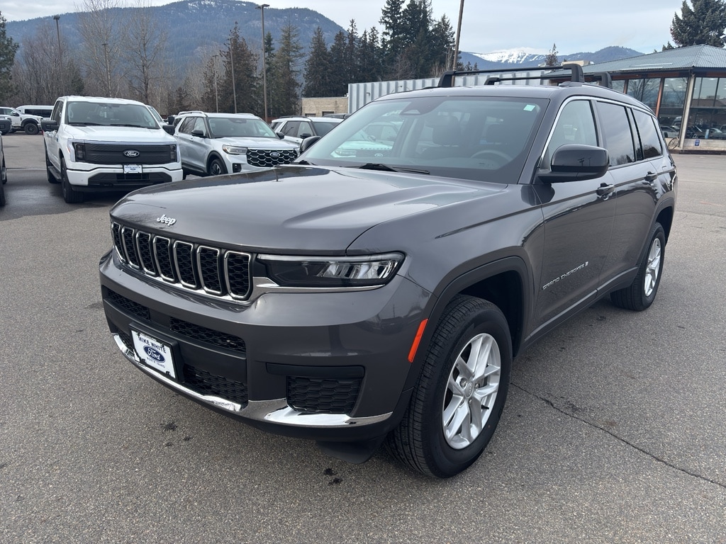 Used 2024 Jeep Grand Cherokee L Laredo SUV