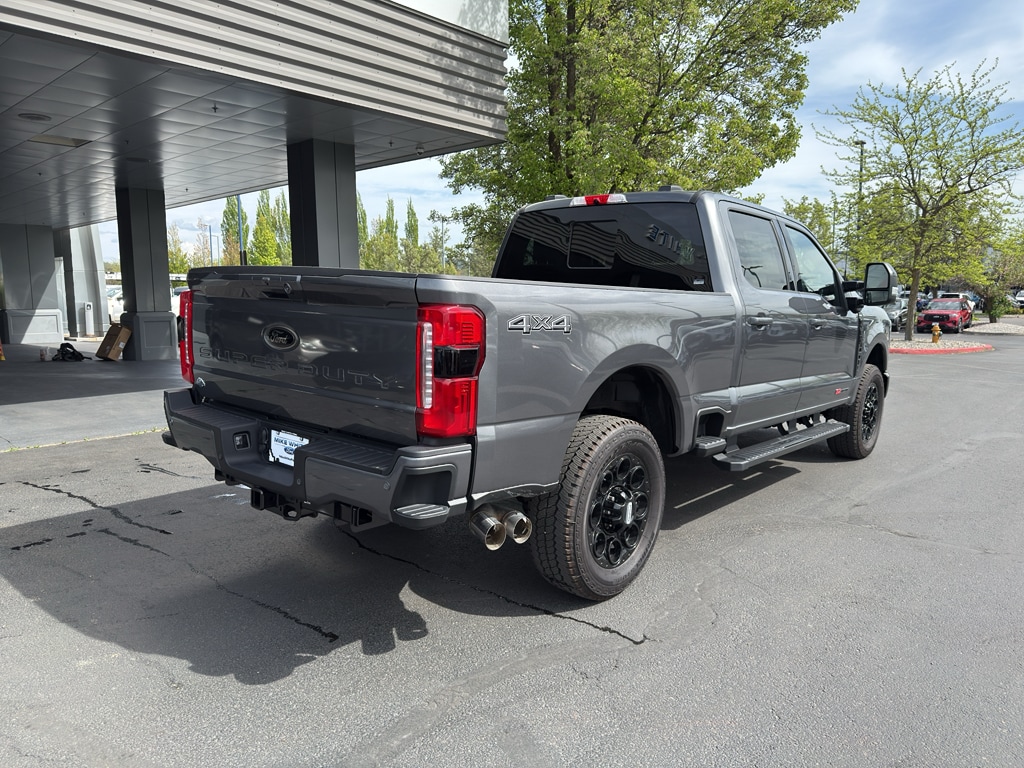 New 2026 Ford F-350 Truck Crew Cab