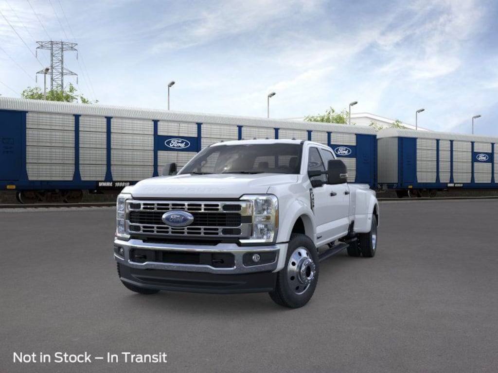 New 2026 Ford F-450 XLT Truck Crew Cab