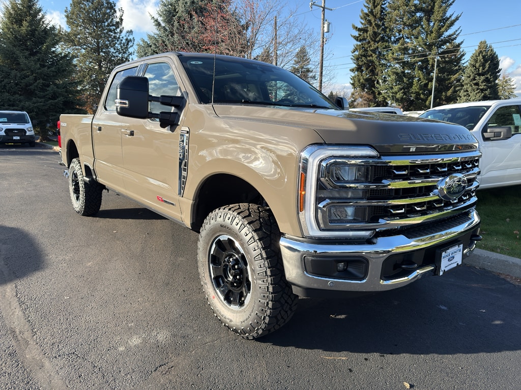 2026 Ford F-350 Super Duty Lariat's photo