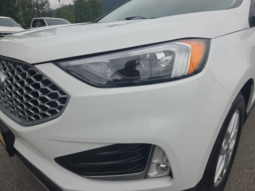 Used 2024 Ford Edge SEL SUV