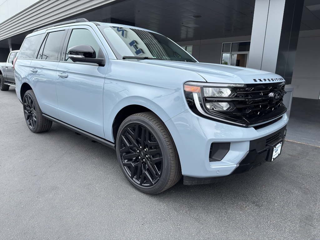 New 2026 Ford Expedition Platinum® SUV