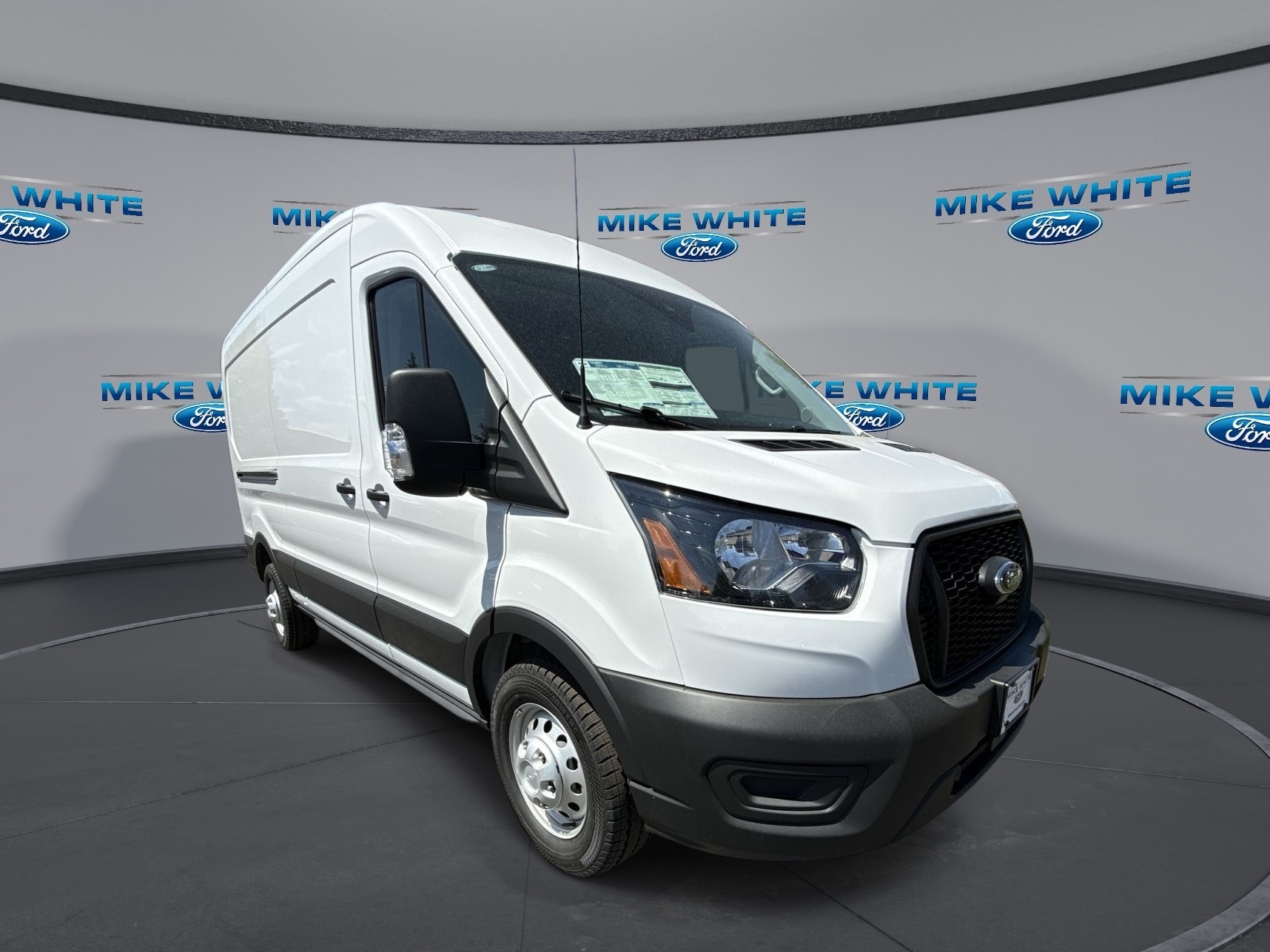 2025 Ford Transit Van Base's photo