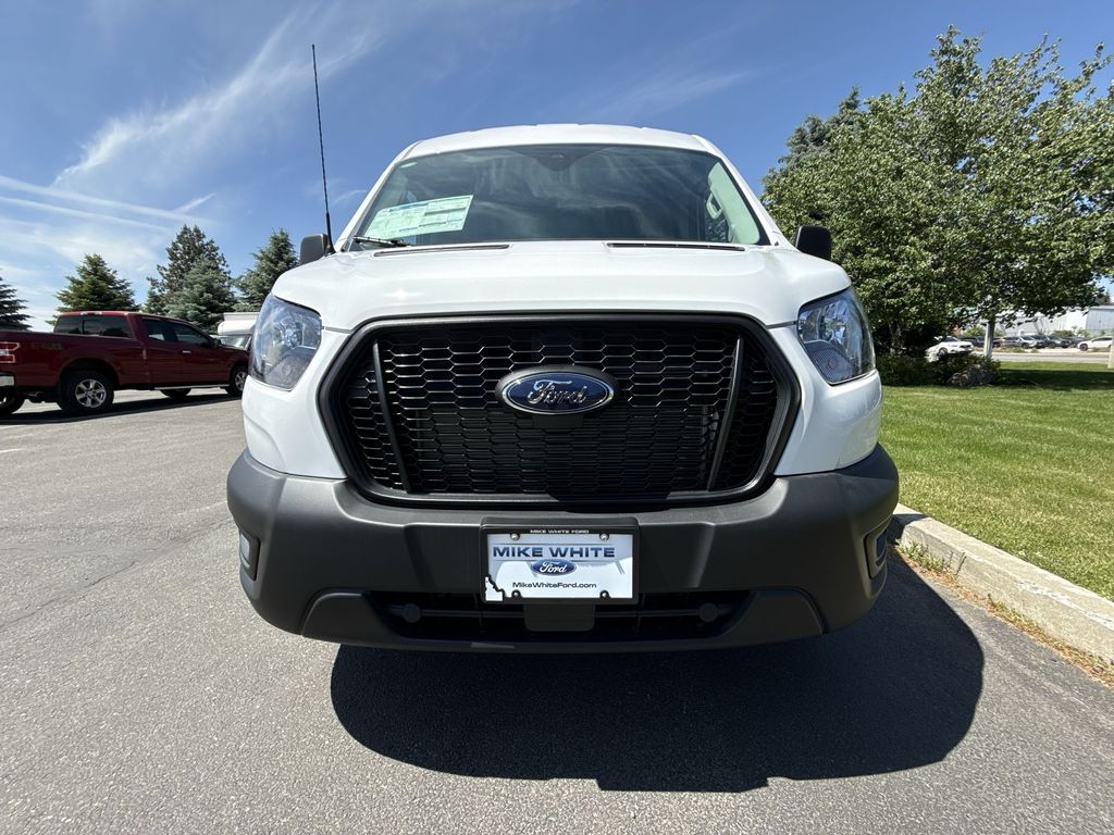 2025 Ford Transit photo 3
